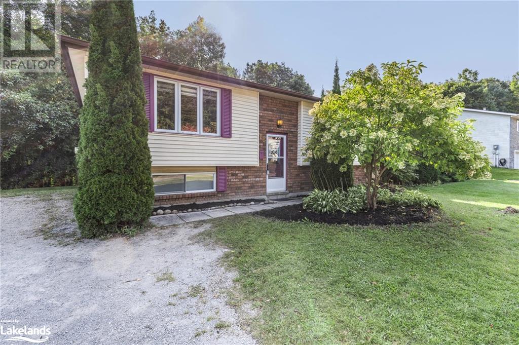 À vendre 818 BIRCHWOOD Drive, Midland, Ontario L4R4Y2 40642875