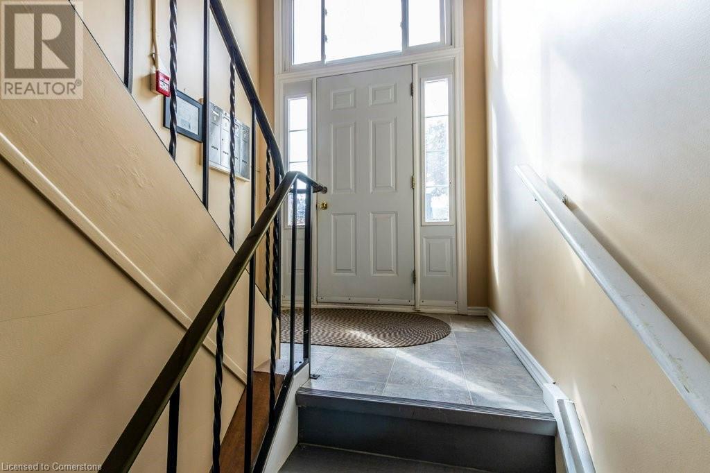 À vendre 256 ELLIOTT Street, Cambridge, Ontario N1R2L3 40644770