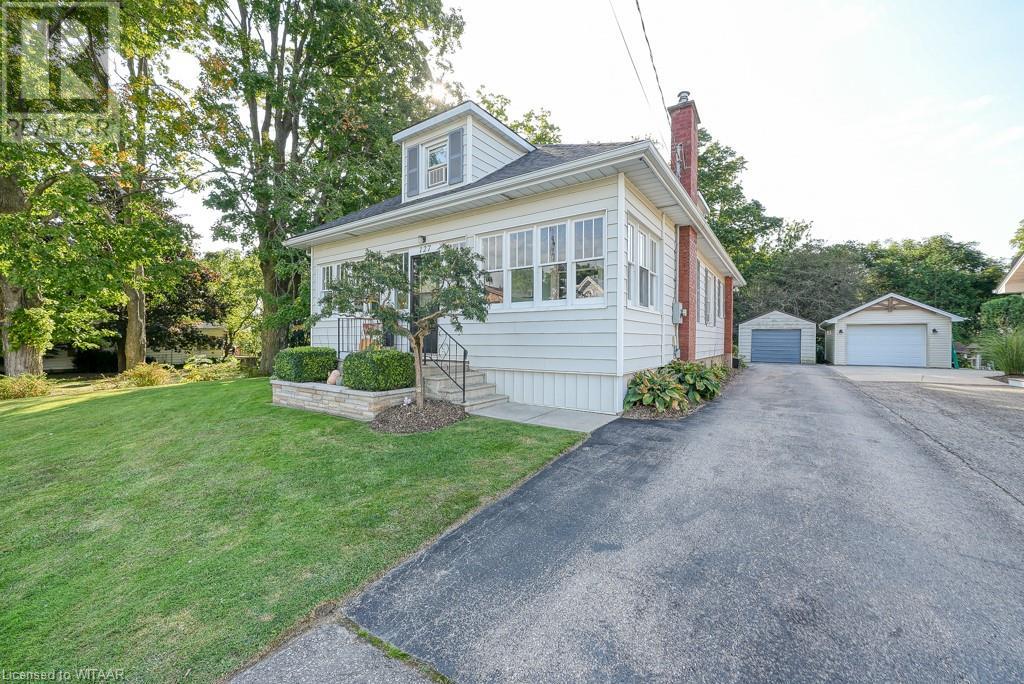 For sale 127 JOHN Street, Embro, Ontario N0J1J0 40644406 REALTOR.ca