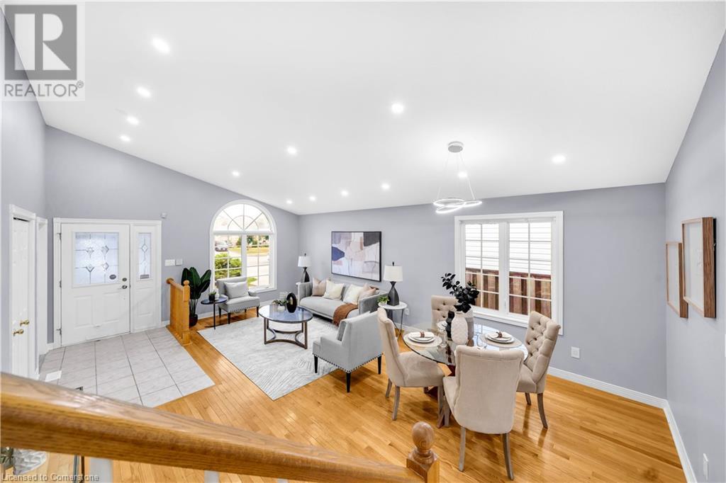 For sale 8145 WOODSVIEW Crescent, Niagara Falls, Ontario L2H3G3