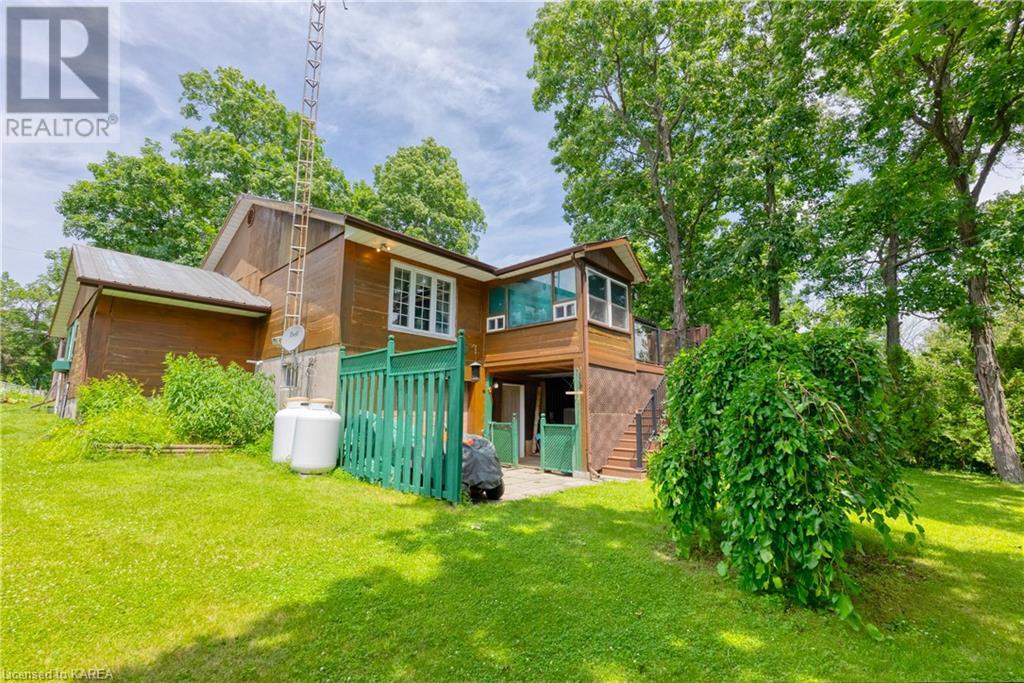 For sale 409 RED CEDAR POINT Road, Yarker, Ontario K0K3N0 40645108 REALTOR.ca