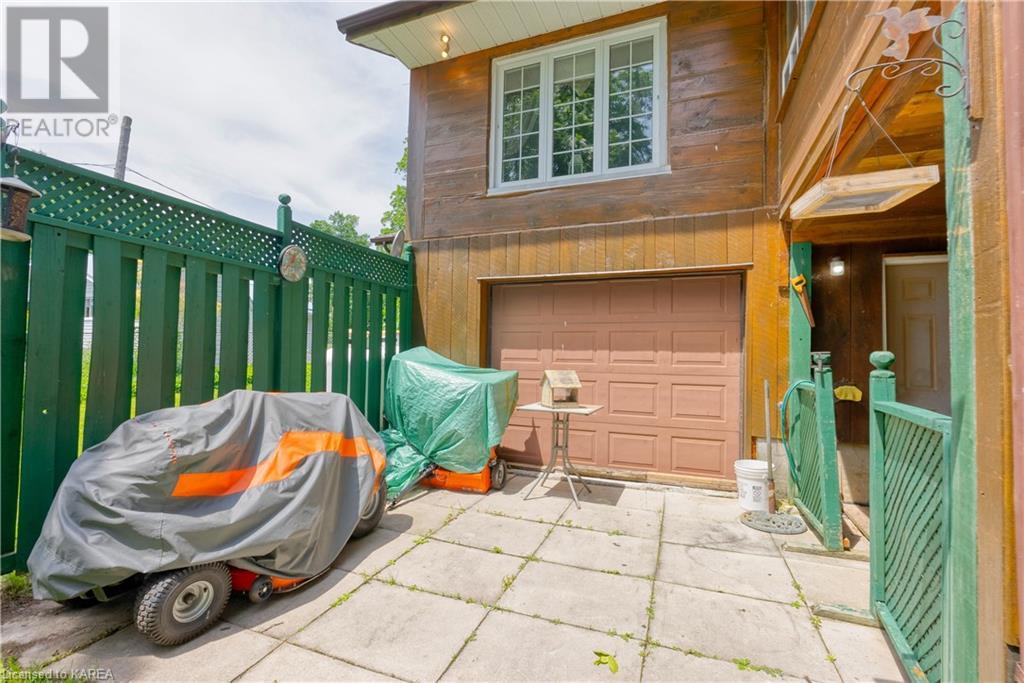 For sale 409 RED CEDAR POINT Road, Yarker, Ontario K0K3N0 40645108 REALTOR.ca