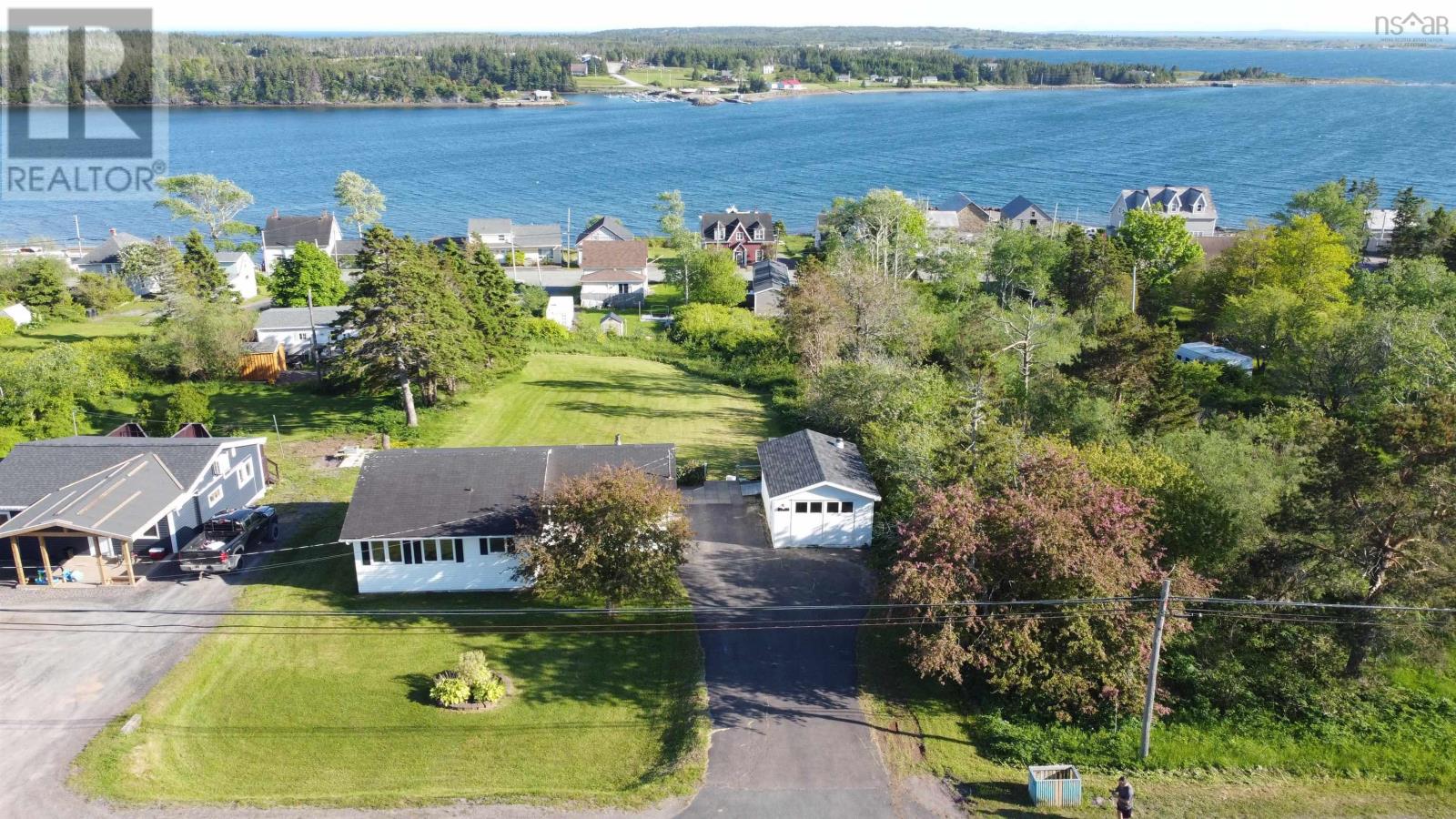 For sale 2622 Highway 206, Arichat, Nova Scotia B0E1A0 202413967