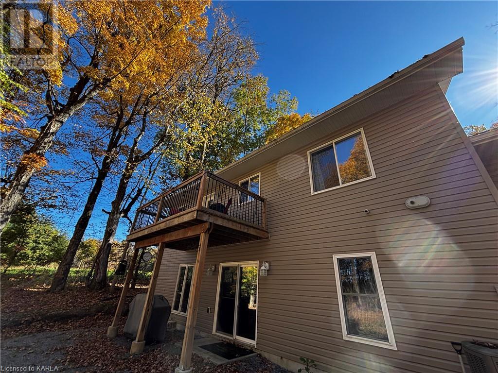 À vendre 8 ENCHANTED Lane, Perth Road Village, Ontario K0H2L0