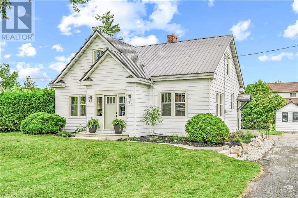 À vendre 79 KING Street E, Hagersville, Ontario N0A1H0 XH4206928