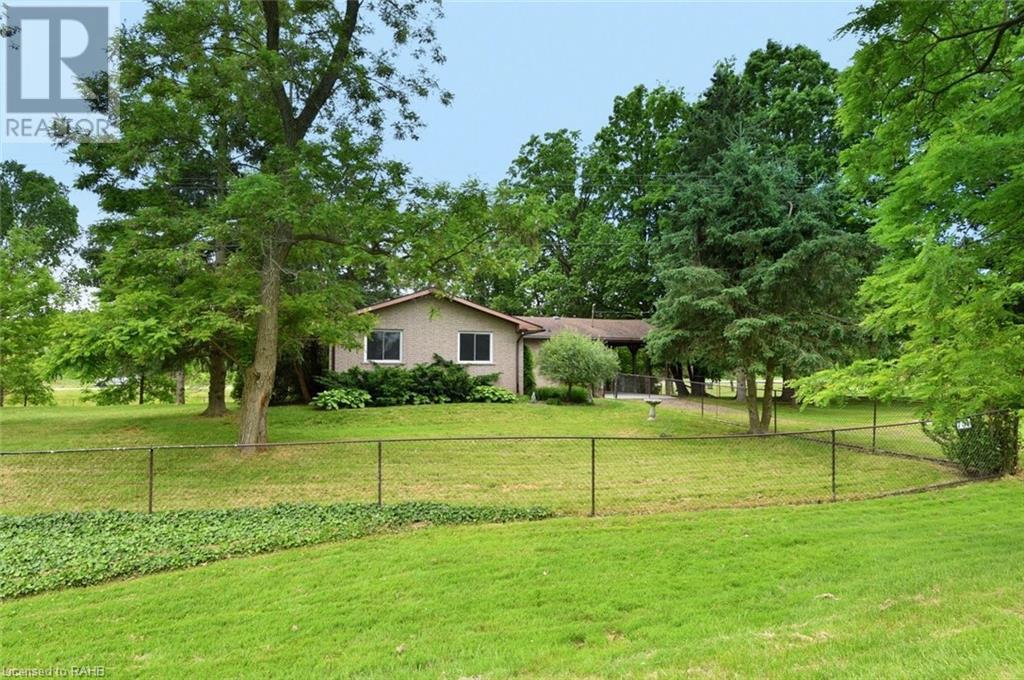 À vendre 731 Old Hwy 8, Rockton, Ontario L0R1X0 XH4197284 REALTOR.ca