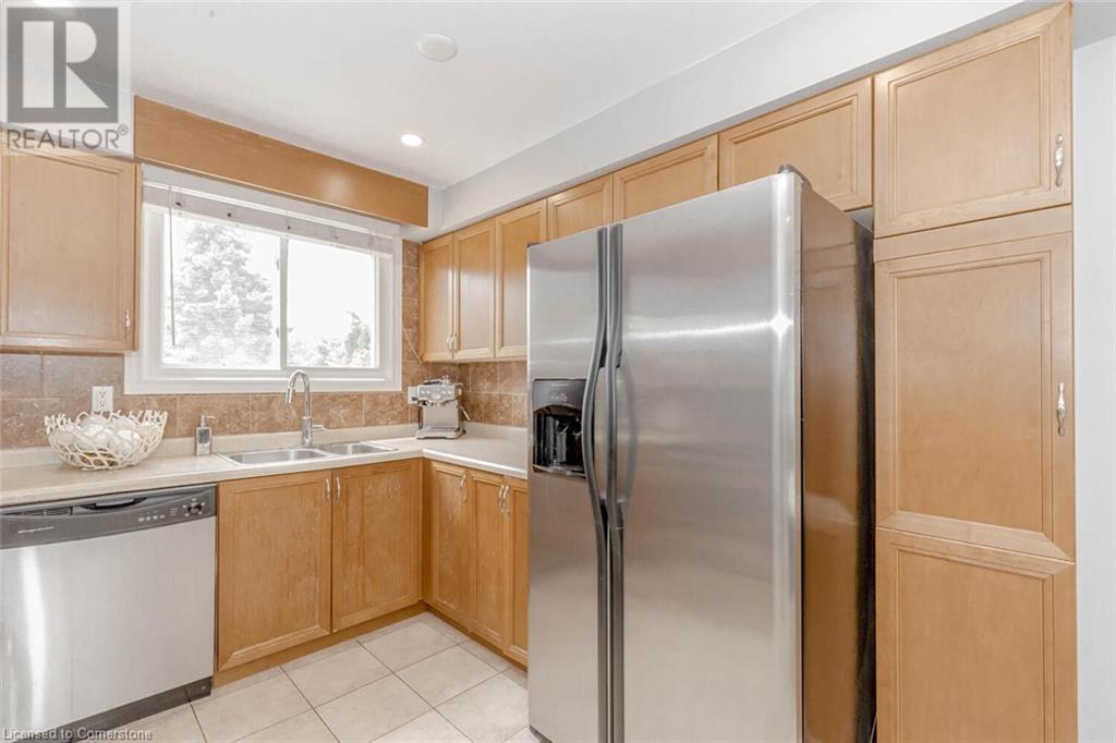 For sale 120 Quigley Road, Hamilton, Ontario L8K6L4 XH4201079