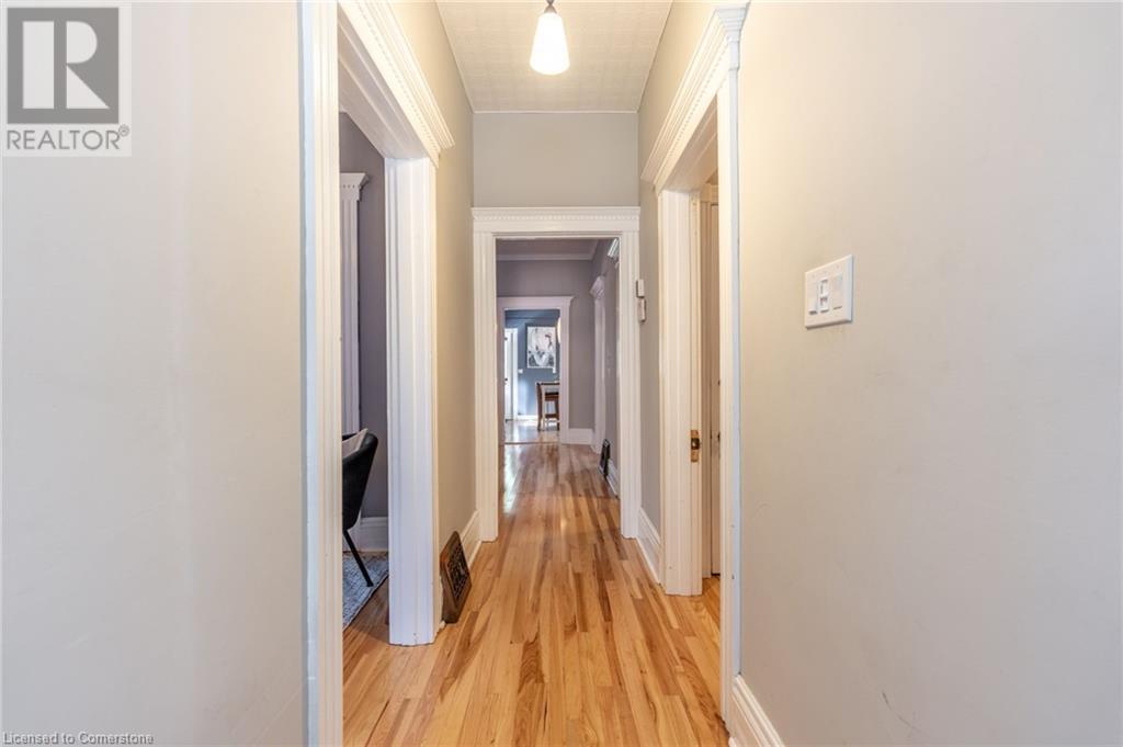 For sale 198 DUKE Street, Hamilton, Ontario L8P1Y2 XH4207004