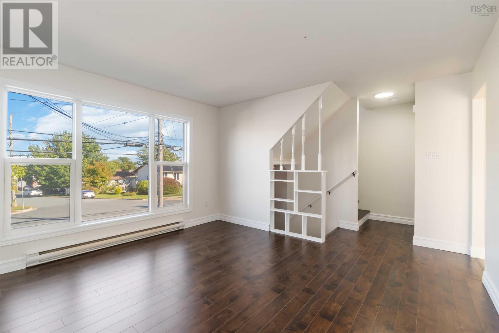 For sale 86 Cranberry Crescent, Dartmouth, Nova Scotia B3W5A9