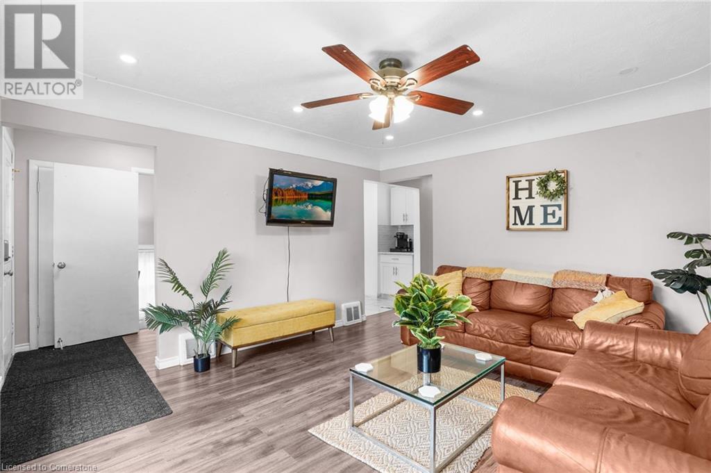 À vendre 392 EAST 43RD Street, Hamilton, Ontario L8T3E3 40654617 REALTOR.ca