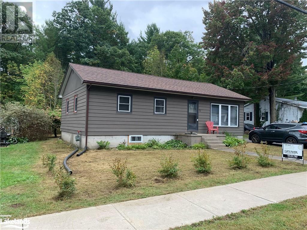 À vendre 76 ISABELLA Street, Parry Sound, Ontario P2A1M6 40654213