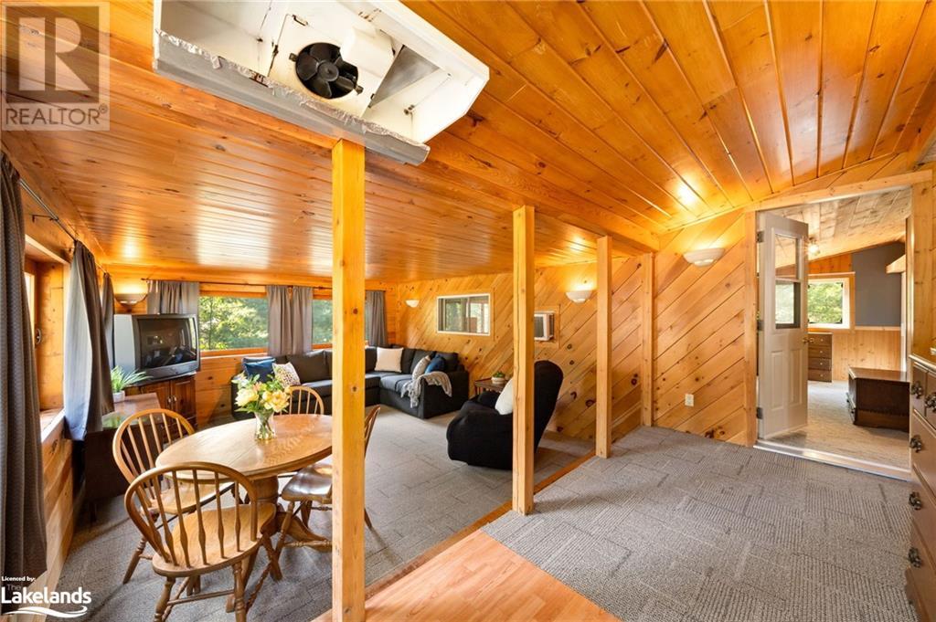 À vendre 53B FOREST ACCESS Road, Port Loring, Ontario P0G0A1