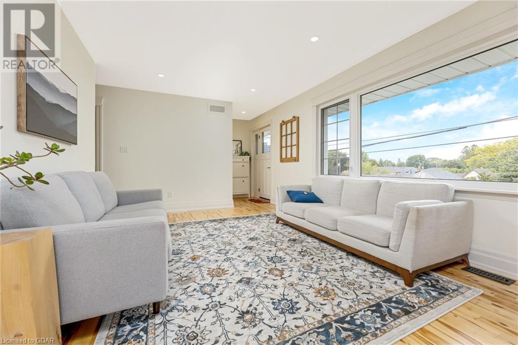 À vendre 302 KATHLEEN Street, Guelph, Ontario N1H4Y8 40656380