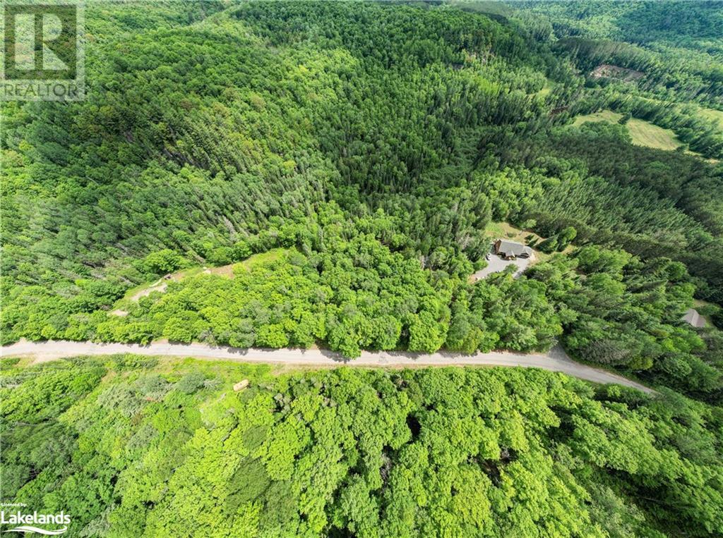 À vendre 1373 WILLIAMSPORT Road, Huntsville, Ontario P1H2J4