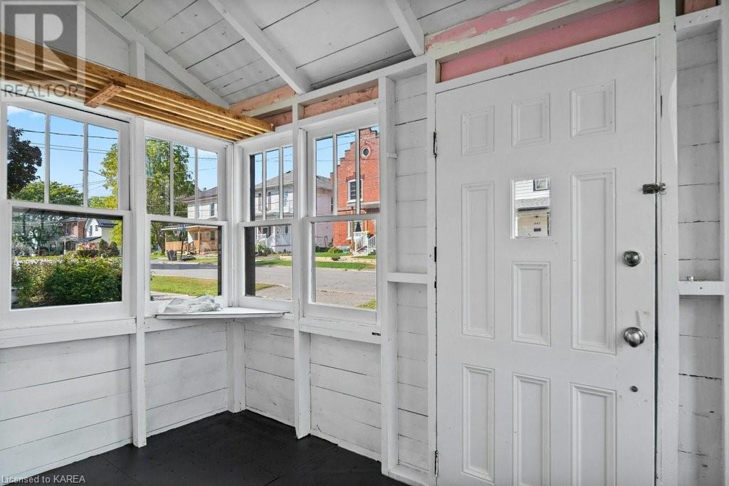 For sale 448 THOMAS Street, Deseronto, Ontario K0K1X0 40657561