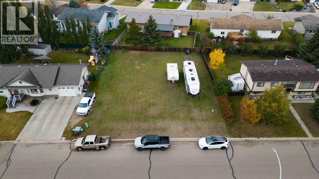 For sale: 18 Mackenzie Drive, Sedgewick, Alberta T0B4C0 - A2085049 ...
