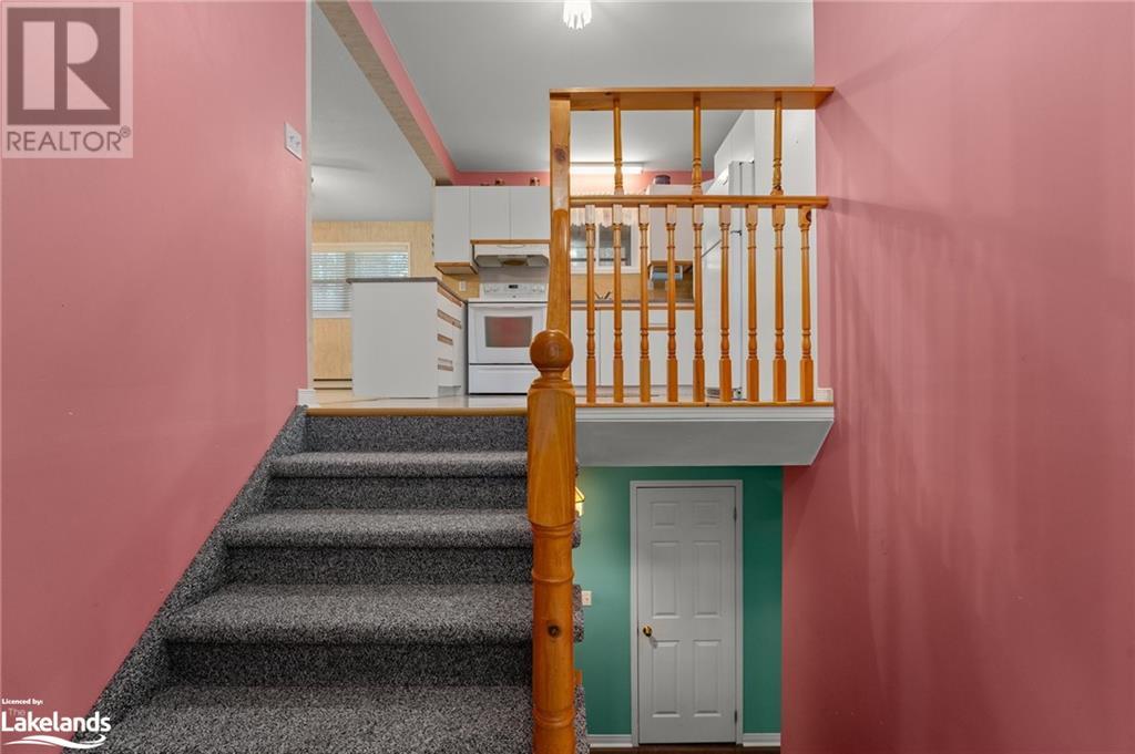 For sale 1673 BARRY LINE Road, West Guilford, Ontario K0M1J1