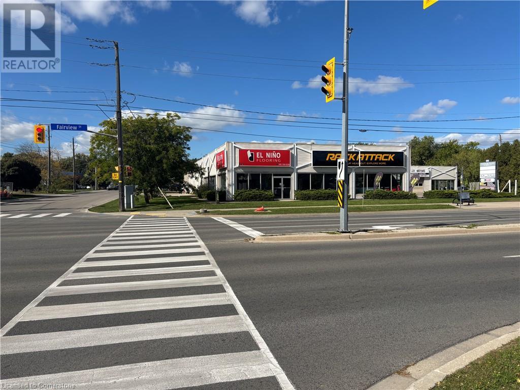 For lease 2279 FAIRVIEW Street Unit 1, Burlington, Ontario L7R2E3