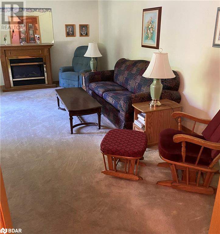 For sale 369 INDIAN Trail, Huntsville, Ontario P1H1Y9 40660469