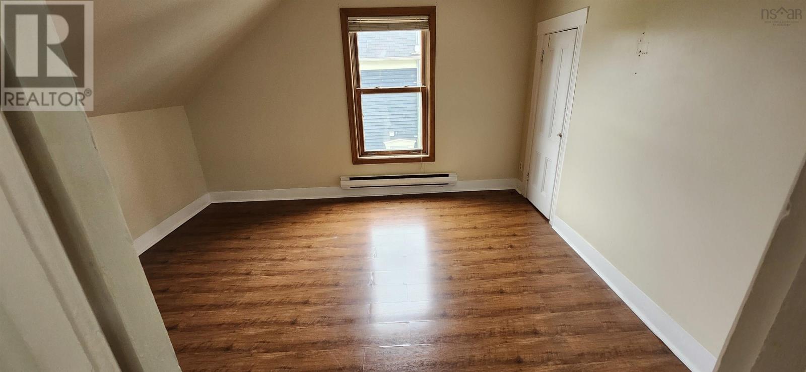 For sale 18 Campbell Street, Sydney, Nova Scotia B1P1E9 202424261