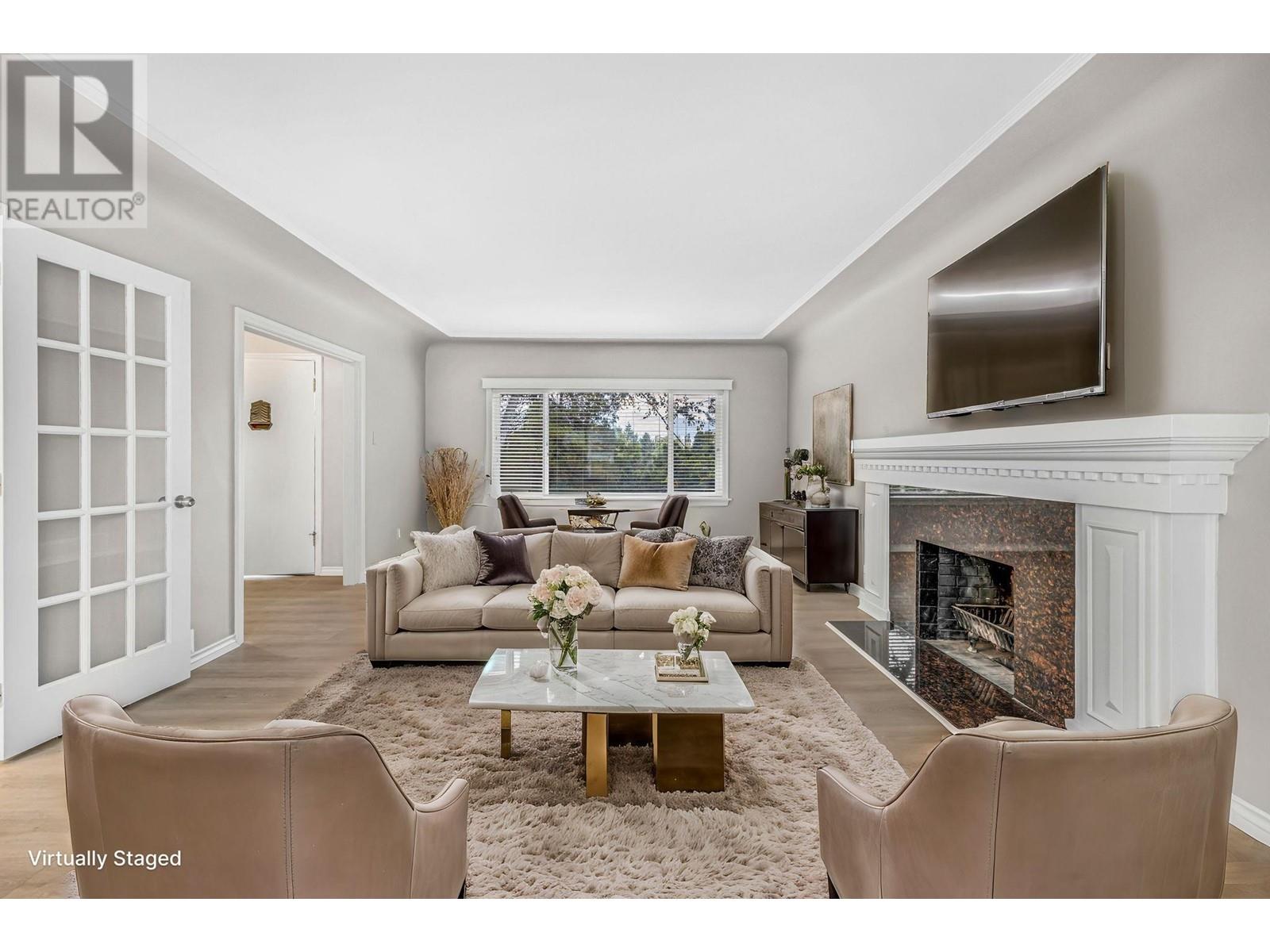 For sale 3870 W 8TH AVENUE, Vancouver, British Columbia V6R1Z4