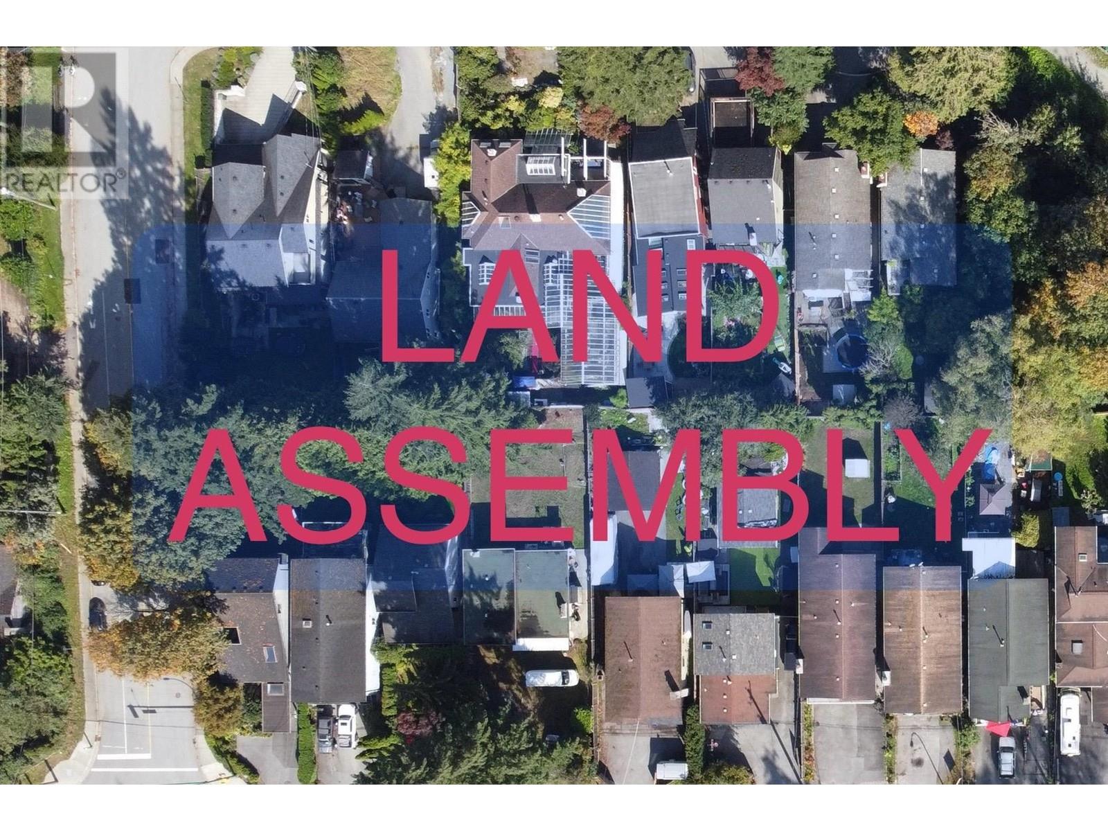 For sale 1346 E KEITH ROAD, North Vancouver, British Columbia V7J1J2