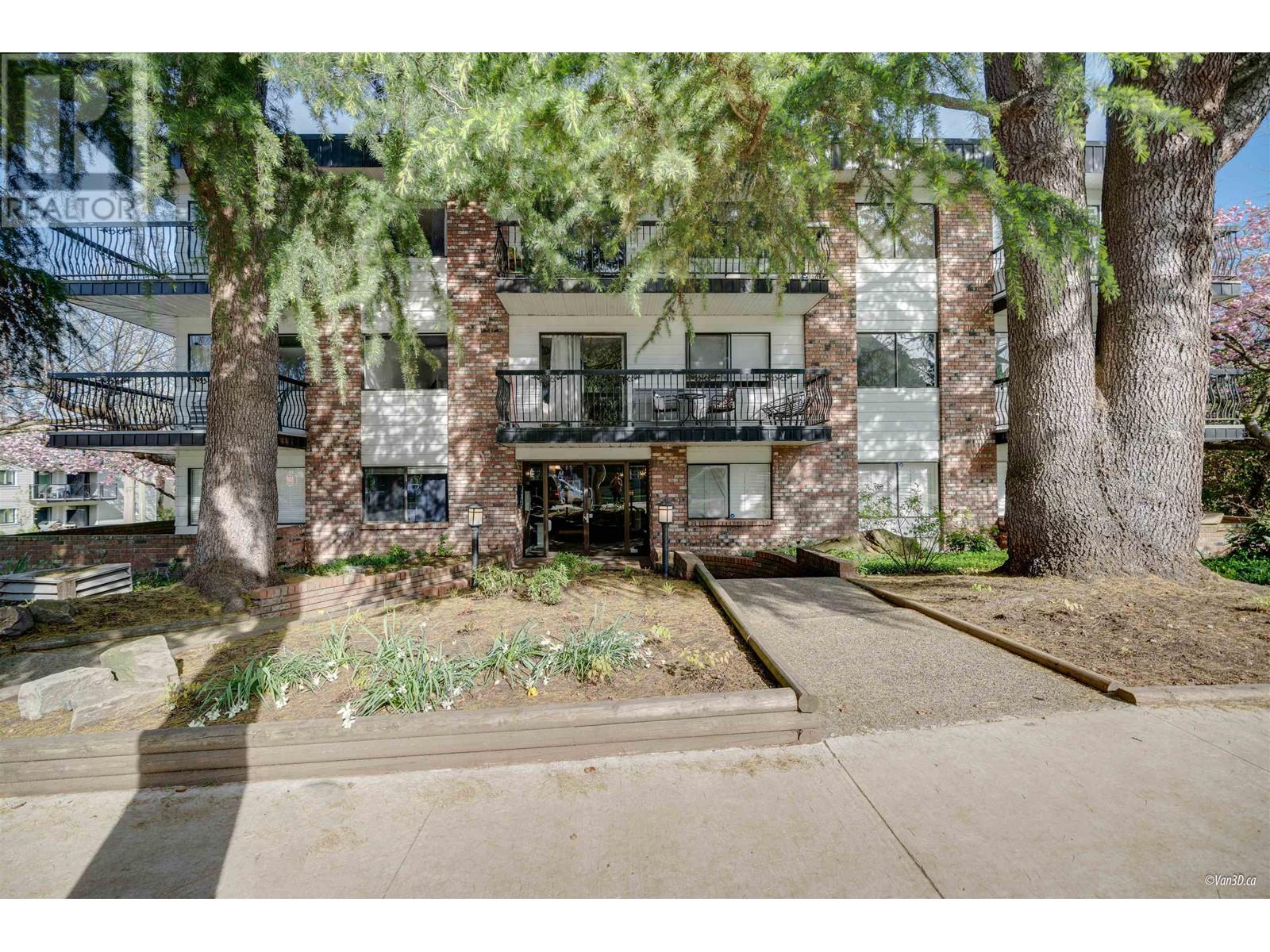 For sale 207 2330 MAPLE STREET, Vancouver, British Columbia V6J3T6