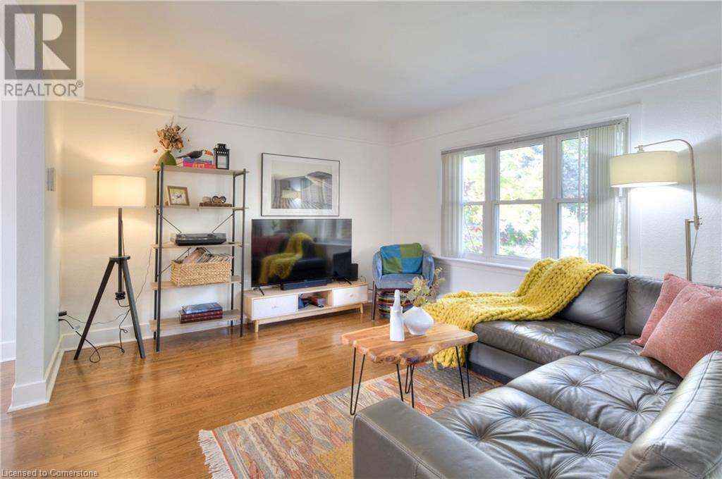 For sale 103 BROCK Street, Kitchener, Ontario N2M1X2 40658604