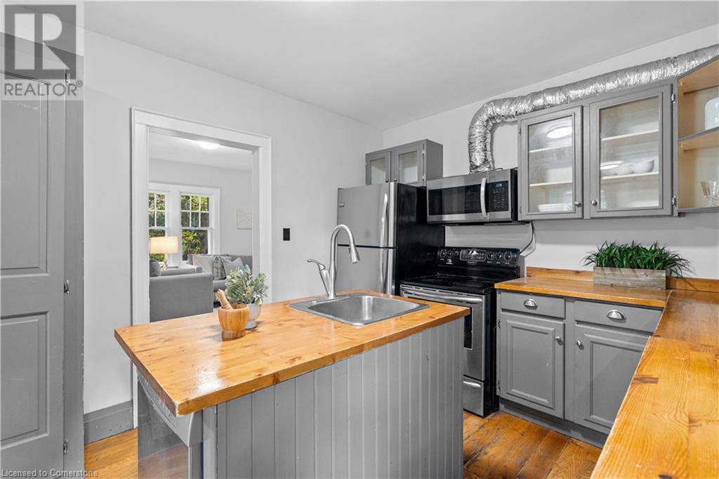 For sale 16 NORMAN Lane, Cambridge, Ontario N1R5L9 40661622 REALTOR.ca