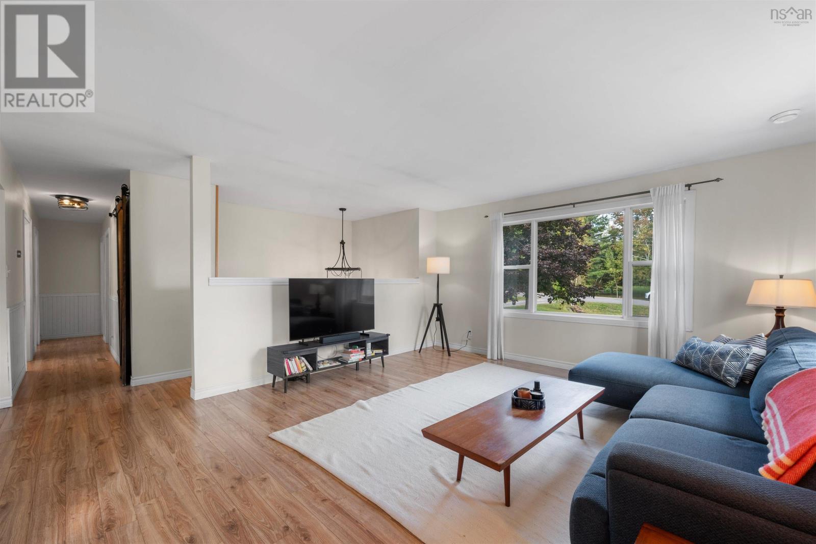 For sale 127 Lakewood Drive, Brooklyn, Nova Scotia B0N2A0 202424728