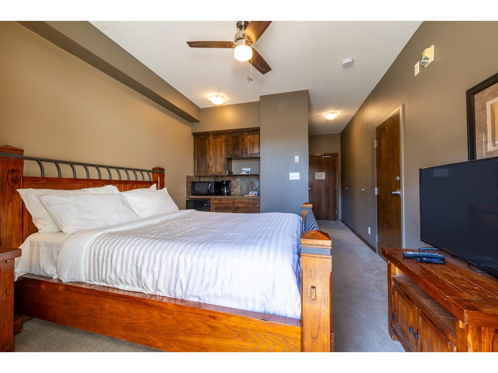 For sale 314 1545 KICKING HORSE TRAIL, Golden, British Columbia