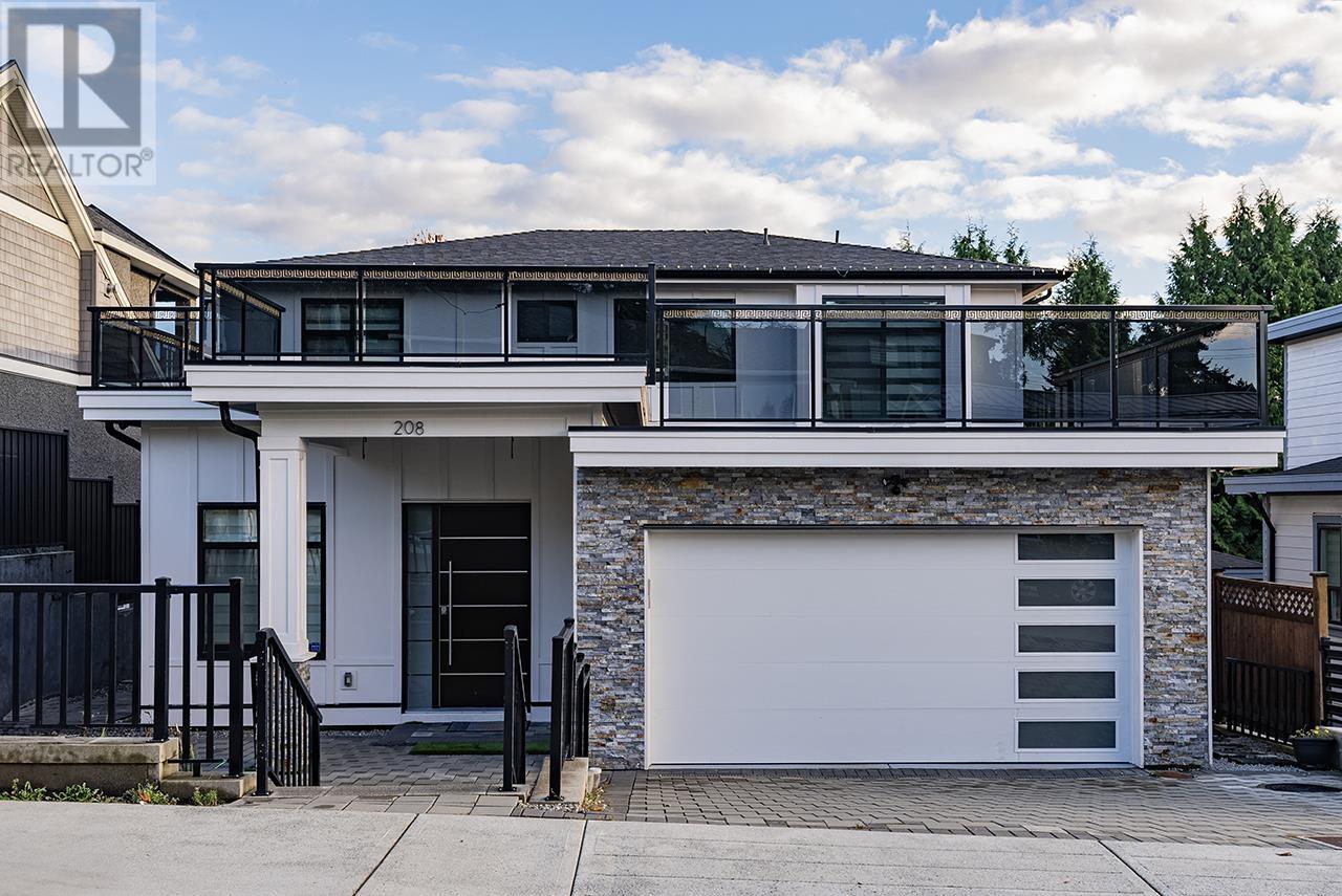 For sale 208 BLACKMAN STREET, New Westminster, British Columbia V3L2A7