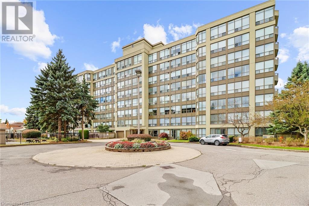 À vendre 5100 DORCHESTER Road Unit 303, Niagara Falls, Ontario