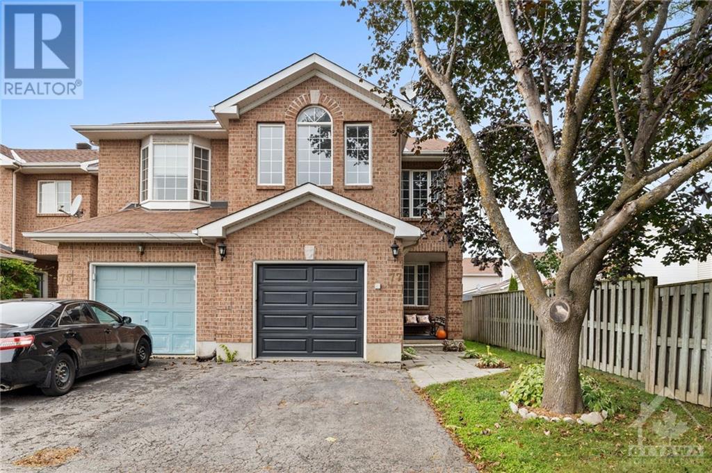 À vendre 77 DAVENTRY CRESCENT, Ottawa, Ontario K2J4M8 1416968