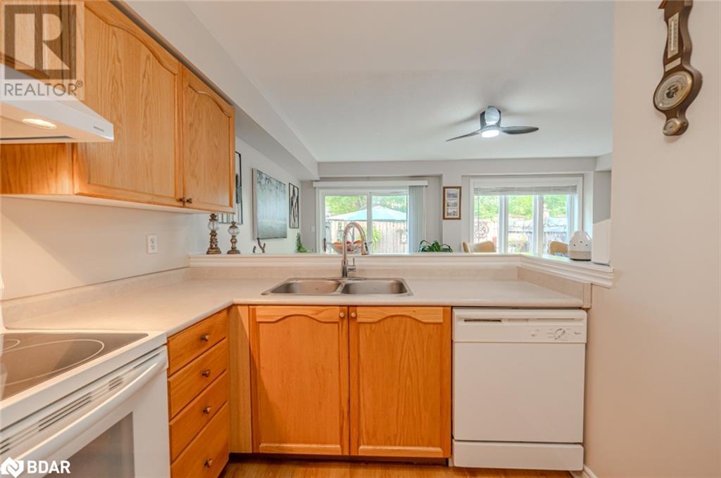 À vendre 430 MAPLEVIEW Drive E Unit 7, Barrie, Ontario L4N0R9