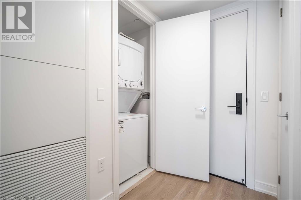 For sale 1 JARVIS Street Unit 908, Hamilton, Ontario L8R3J2