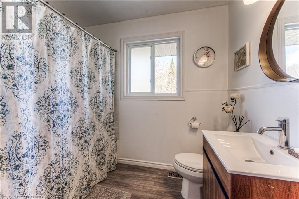 For sale 77 EAST Street, Cambridge, Ontario N1R4P2 40662317 REALTOR.ca