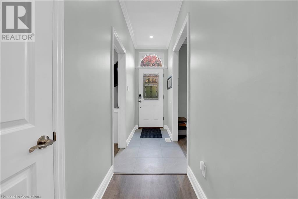 For sale 247 KENSINGTON Avenue N, Hamilton, Ontario L8L7N8 40665354