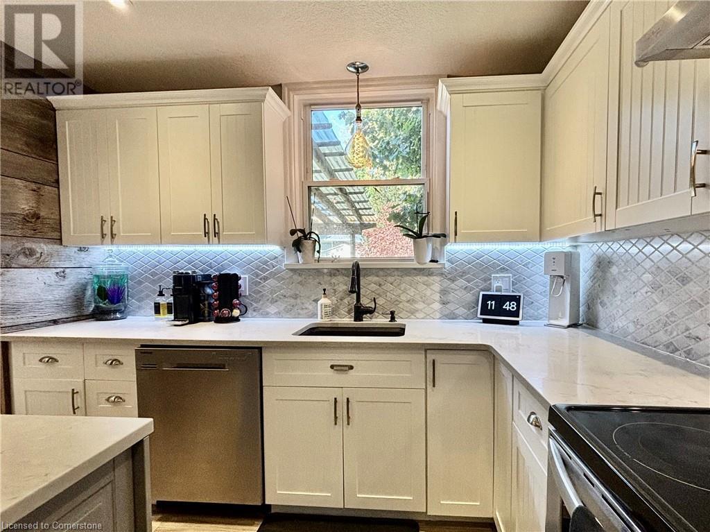 For sale 20 RUBY Street, Kitchener, Ontario N2M3E3 40666204 REALTOR.ca