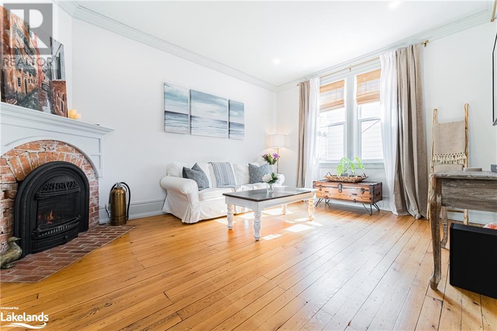 For rent 79 MCMURRAY Street, Bracebridge, Ontario P1L2A1 40666303