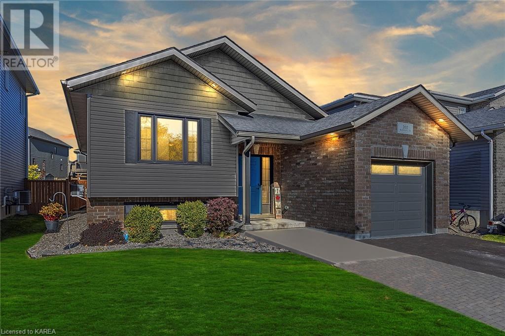 À vendre 202 MACDOUGALL Drive, Amherstview, Ontario K7N0A2 40666196