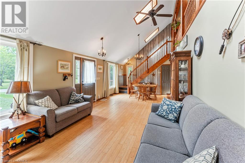 For sale 1026 MOSCOW Road, Yarker, Ontario K0K3N0 40666554 REALTOR.ca