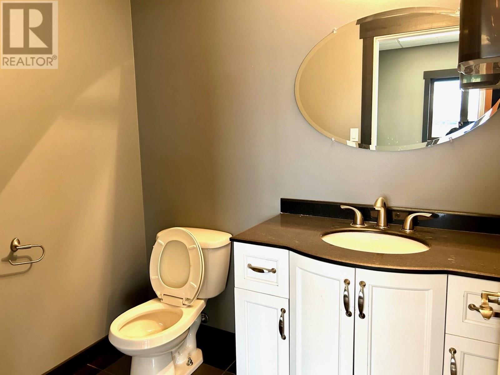 À vendre 4704 54 STREET, Fort Nelson, ColombieBritannique V0C1R0