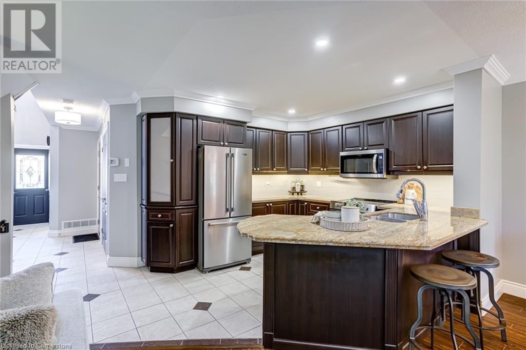 À vendre 143 FOXBOROUGH Drive, Ancaster, Ontario L9G4Z1 40668745