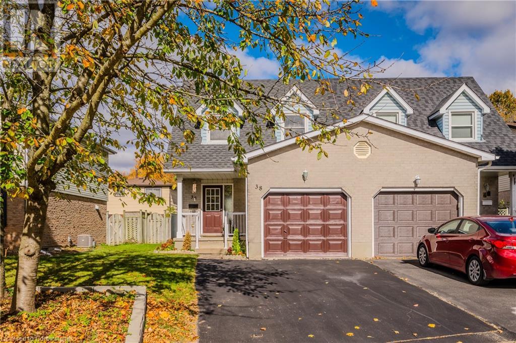 À vendre 38 JUNIPER Street, Cambridge, Ontario N3C3A3 40666171