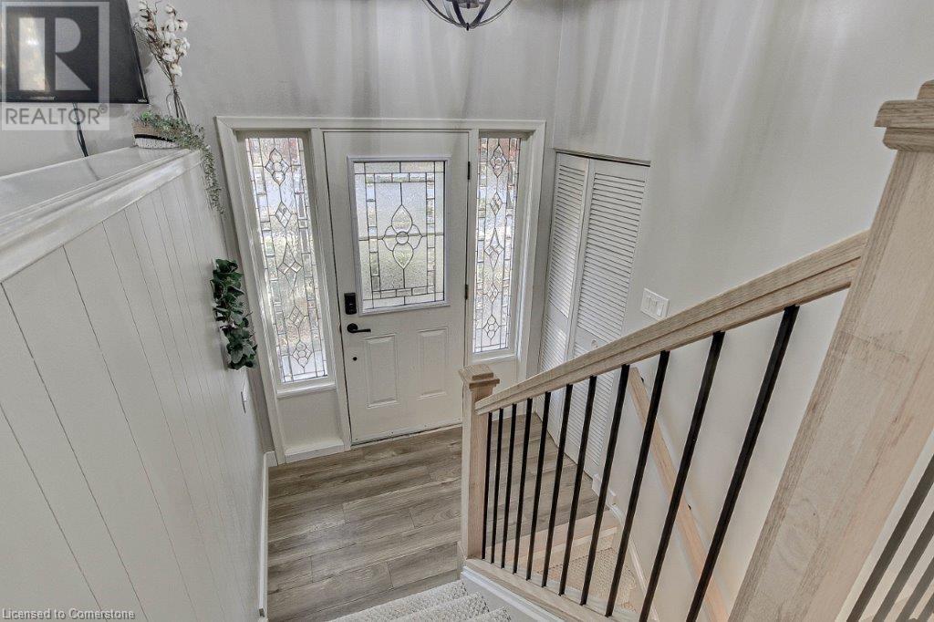 For sale 37 SUMMIT Avenue, Kitchener, Ontario N2M4W4 40668159