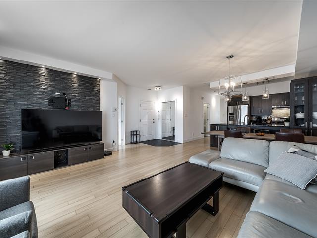 For sale: 1367 Boul. Alexis-Nihon, #203, Montréal (Saint-Laurent ...