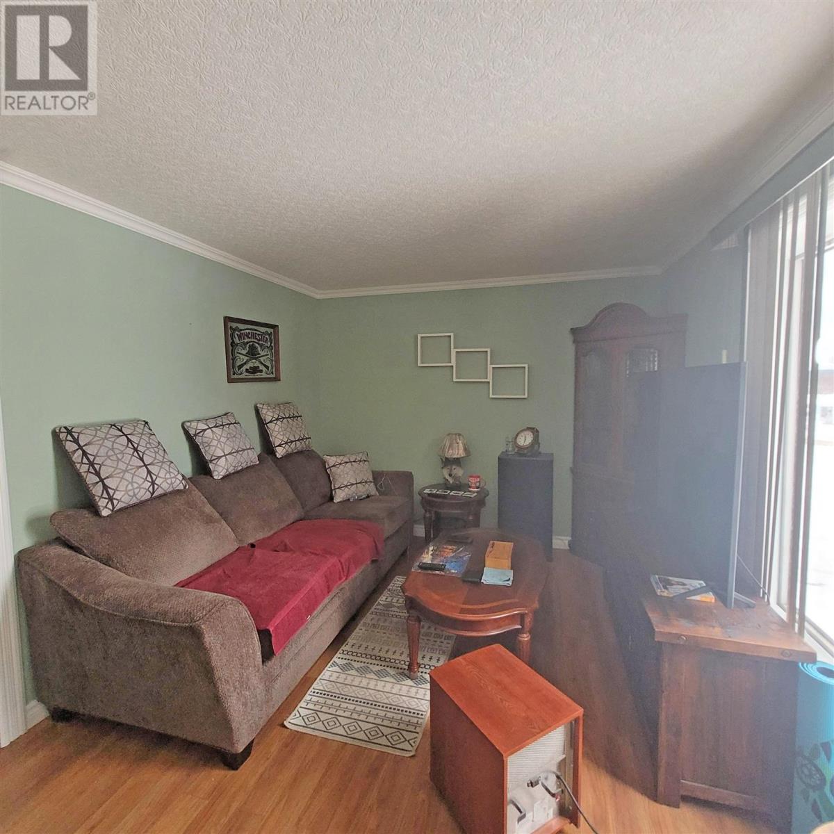 À vendre : 29 Flicker AVE, Manitouwadge, Ontario P0T2C0 - TB243760 ...