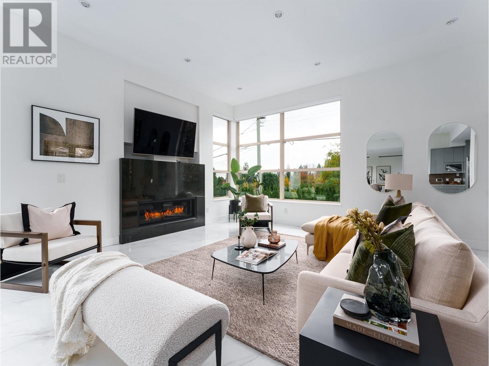 For sale: 955 MELBOURNE AVENUE, North Vancouver, British