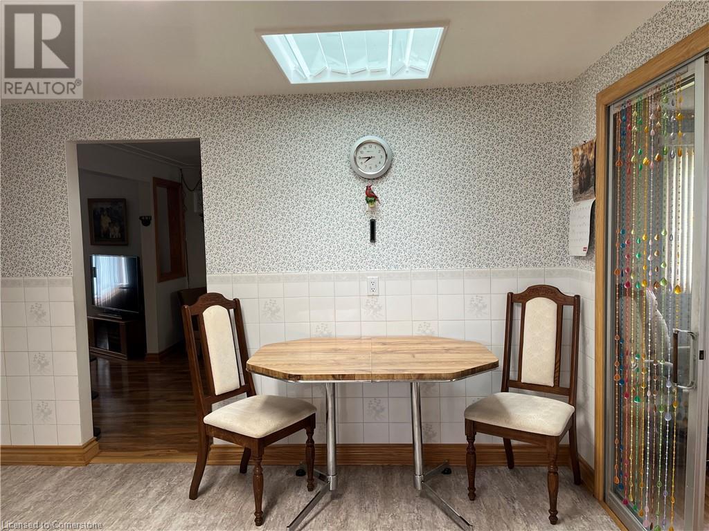 For sale: 371 BROOKLIN Road, Haldimand, Ontario N0A1L0 - 40661336 ...